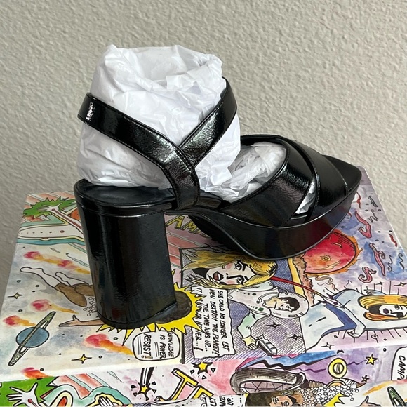 Jeffrey Campbell Amma-NW Crinkle Patent Platform Sandals Black Women's 9 NWB - Picture 5 of 6